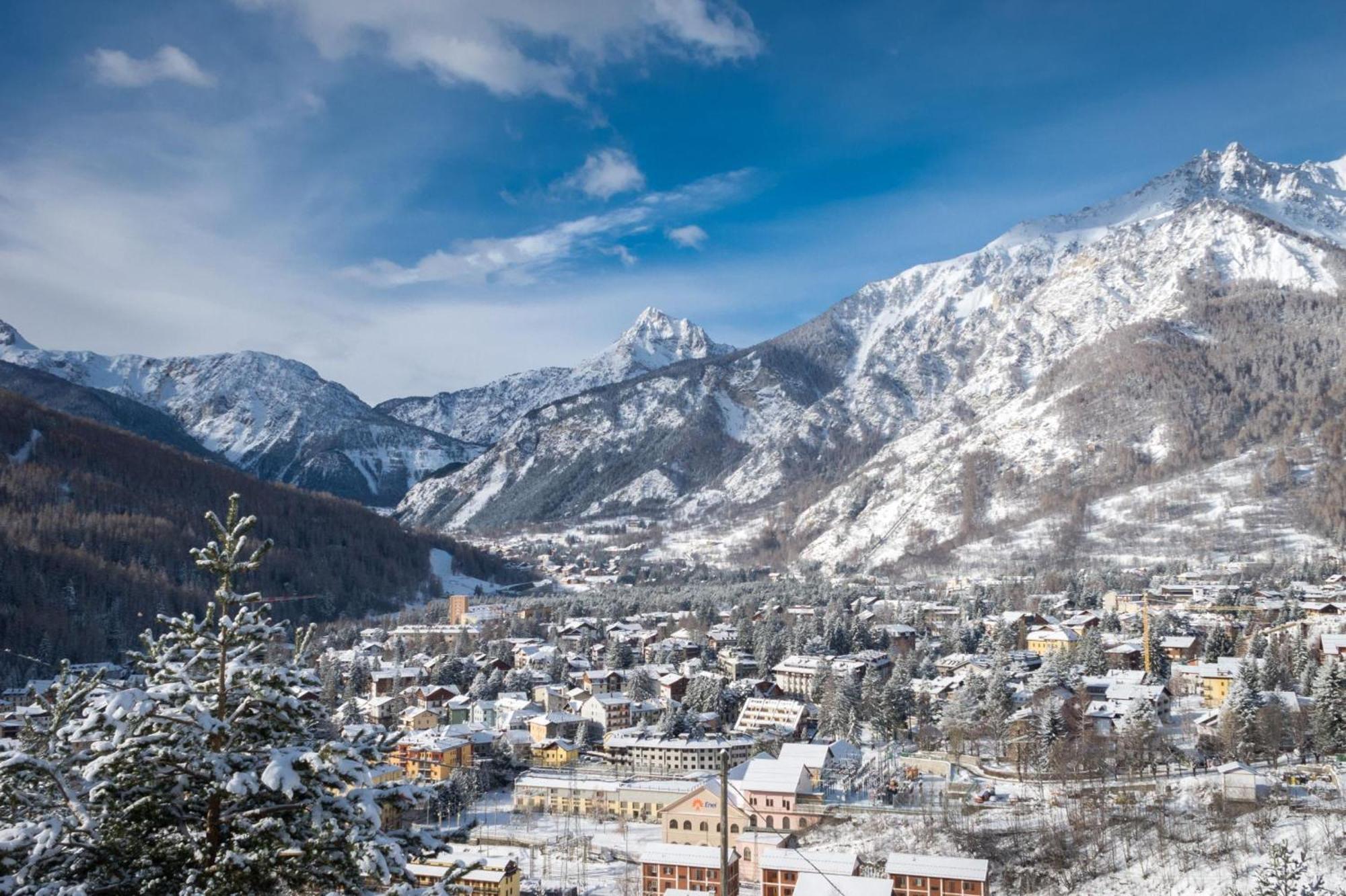 L' Aquila Campo Smith On The Ski Slopes - Happy Rentals Bardonecchia Exterior foto